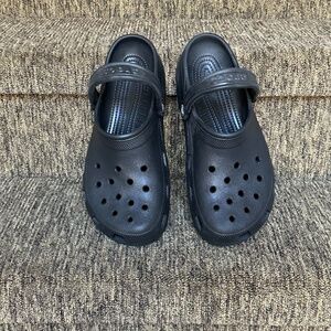 "Unisex Crocs Classic clogs Men's Size 8 / Women's Size 10"